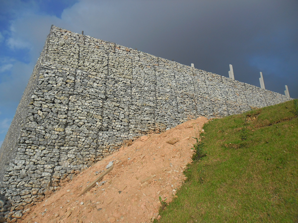 Gabiões tipo: